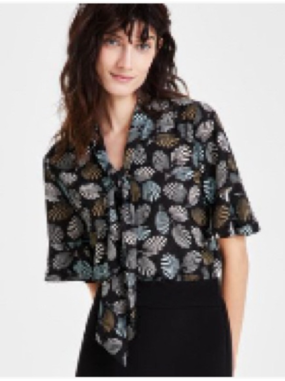 Kasper women’s ruffle sleeve tie-neck top